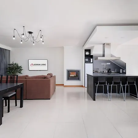 House 66 By Azorean Living Relva (Azores)